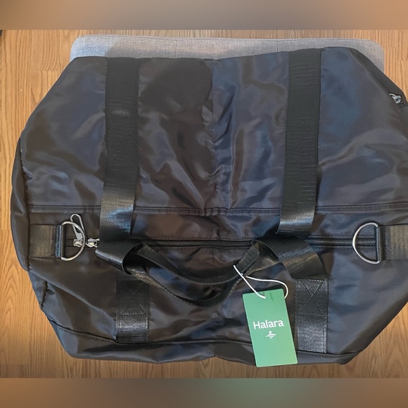 Black Halara Gym Bag Brand New - Picture 2 of 12